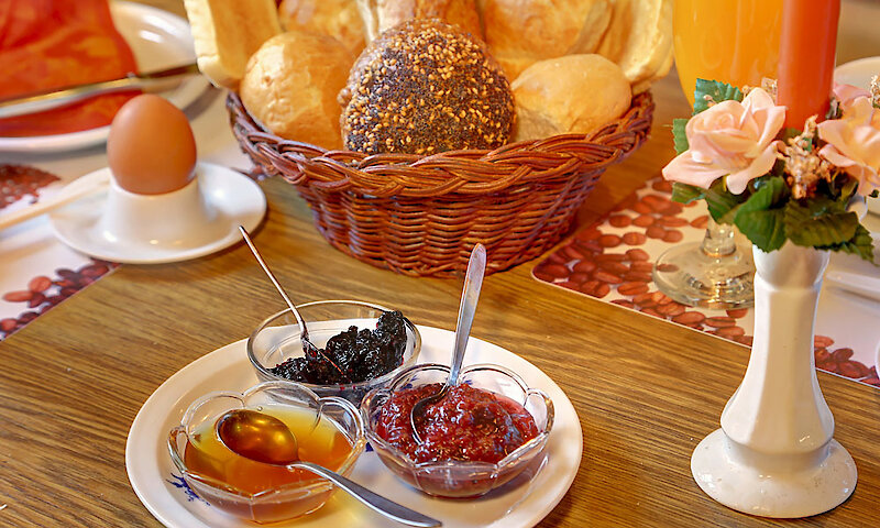 Frückstück auf dem Ferienhof Guglhupf